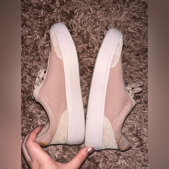 Kizik Women's Pink Casual slip on Sneakers M7 W 8.5
Athleisure walking - Picture 6 of 9